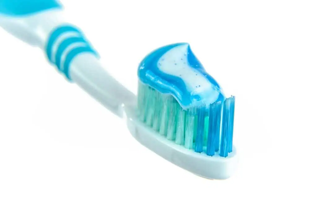 cada cuanto se cambia el cepillo de dientes